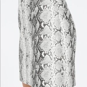 Snakeskin Print Skirt size Large